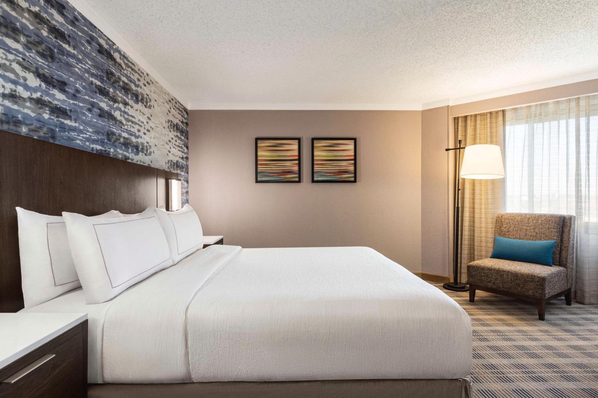 Embassy Suites By Hilton Kansas City Overland Park Exterior foto