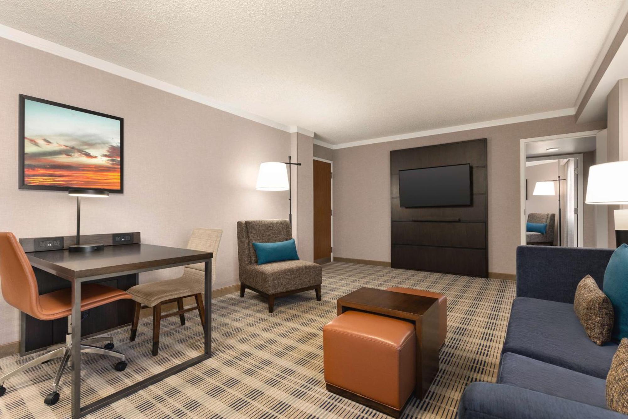 Embassy Suites By Hilton Kansas City Overland Park Exterior foto